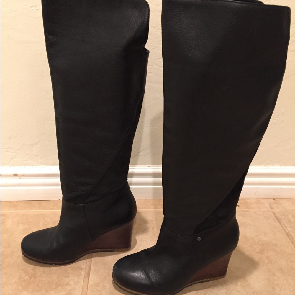 UGG Australia Women's Ravenna Boots